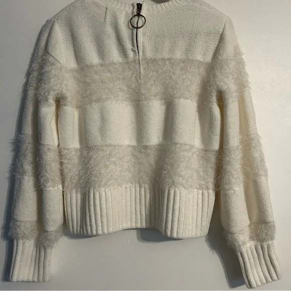 Hippie Rose Cream Cropped Cozy Sweater Womens Size Small Soft Fuzzy Long Sleeves - Picture 4 of 7